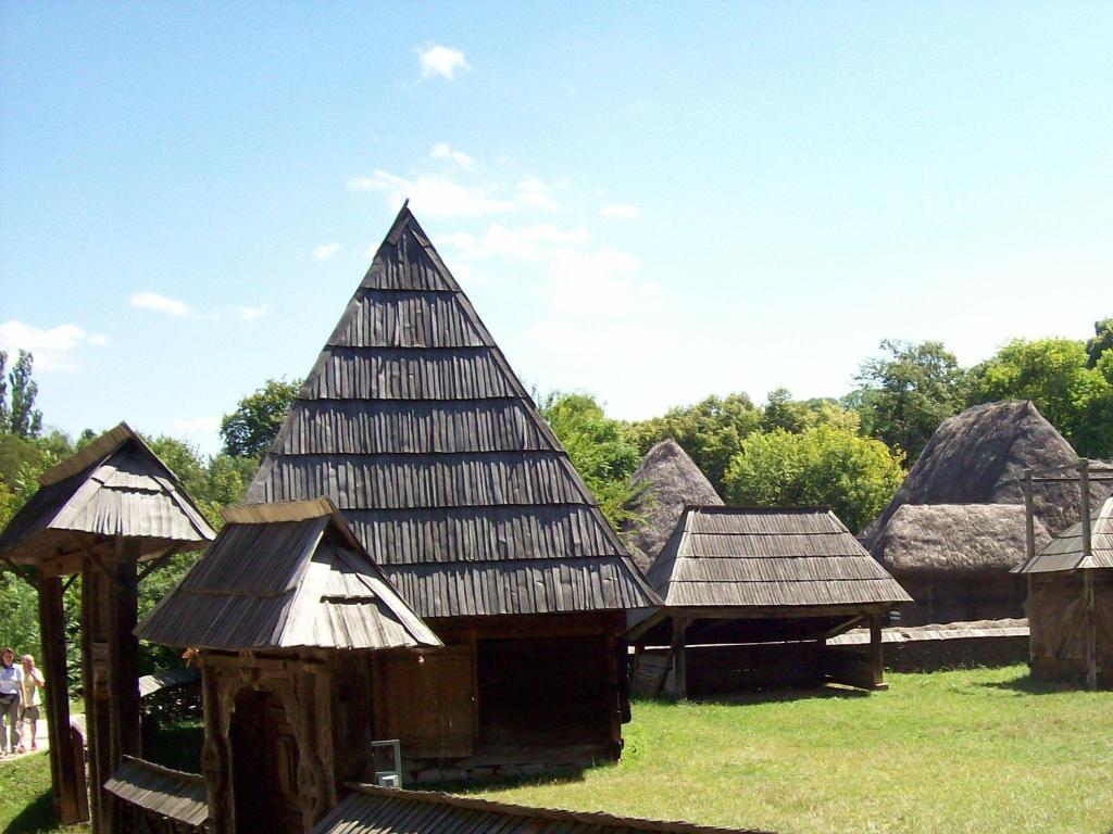 Expo * Bucureşti